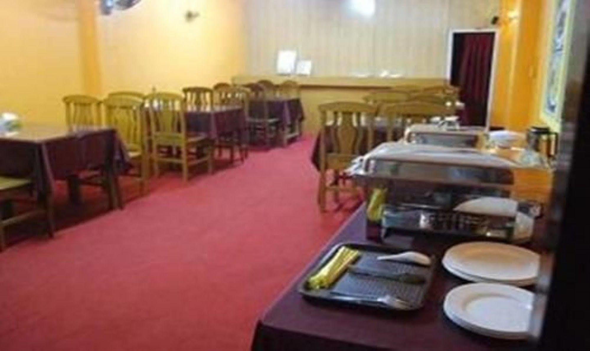 Silver Moon Hotel Rangun Kültér fotó